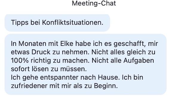 Ausschnitt zweier Chats zu den im Text angegebenen Fragen von Elke Schulz, Kommunikationskochschule.